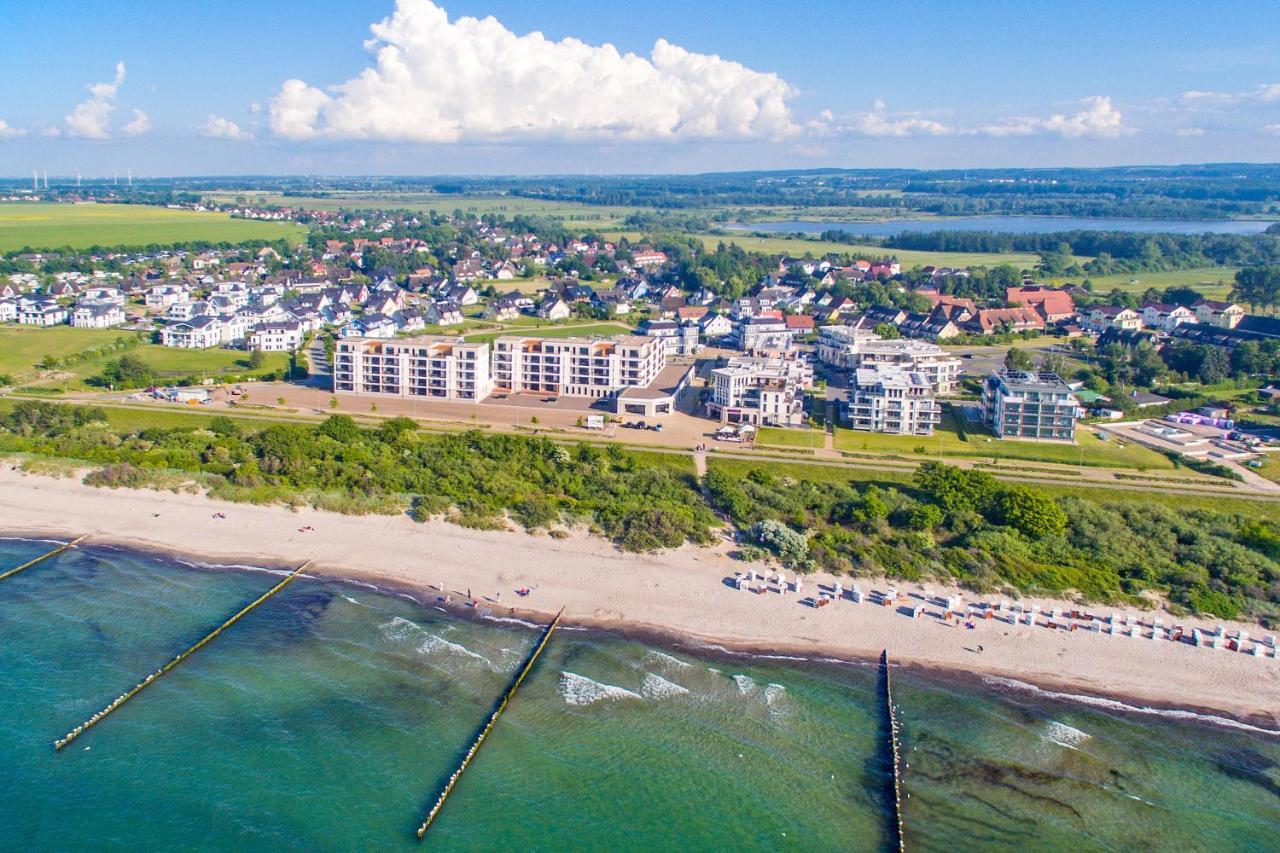 Aparthotel Waterkant Suites Borgerende-Rethwisch Bagian luar foto